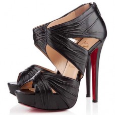 Christian Louboutin Bandra 140mm Stiefeletten Schwarz Christian Louboutin Bandra 140mm Stiefeletten Schwarz